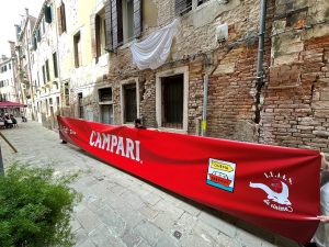 Striscioni pubblicitari e banner a Venezia